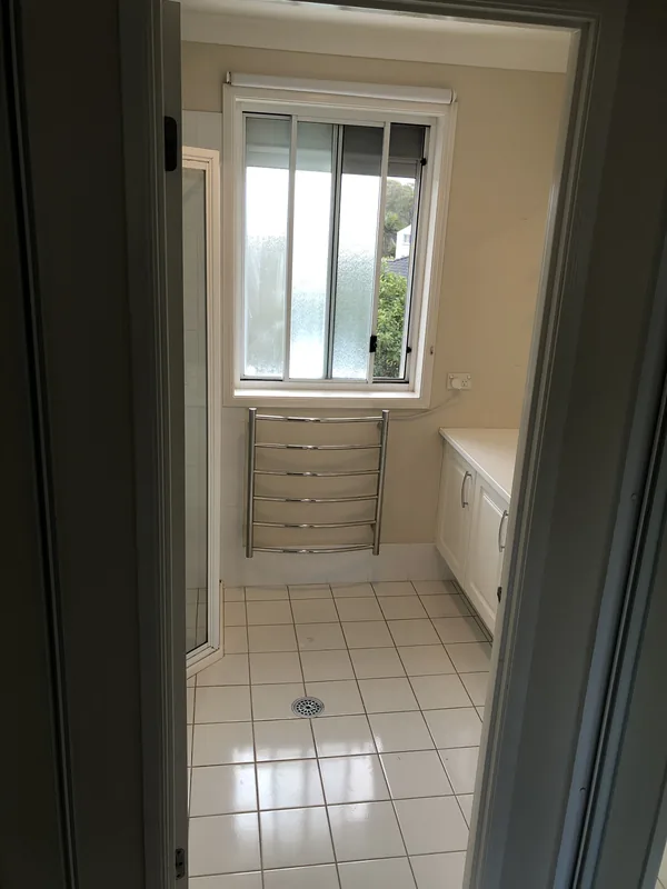 Ensuite before renovation in Bateau Bay
