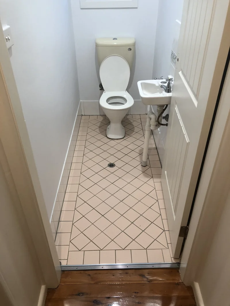 Separate WC before the Lisarow bathroom renovation